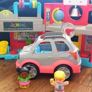 Fisher price little people set